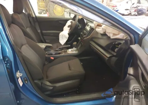 2018 Subaru Impreza 2.0I Premium из США, поврежденный, VIN 4S3GTAD6XJ3700019